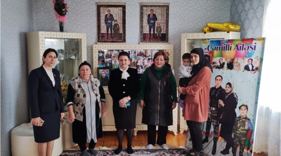 fuzulide-shehid-ailelerine-bayram-ziyaretleri-teshkil-olunub-foto
