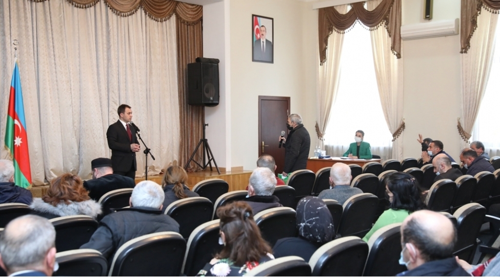 keshle-qesebe-sakinleri-ile-seyyar-gorush