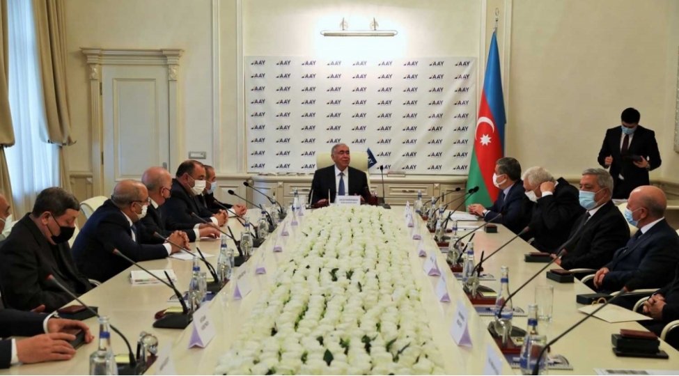 prezident-terefinden-teltif-olunan-emekdashlara-orden-ve-medallari-teqdim-olunub-foto