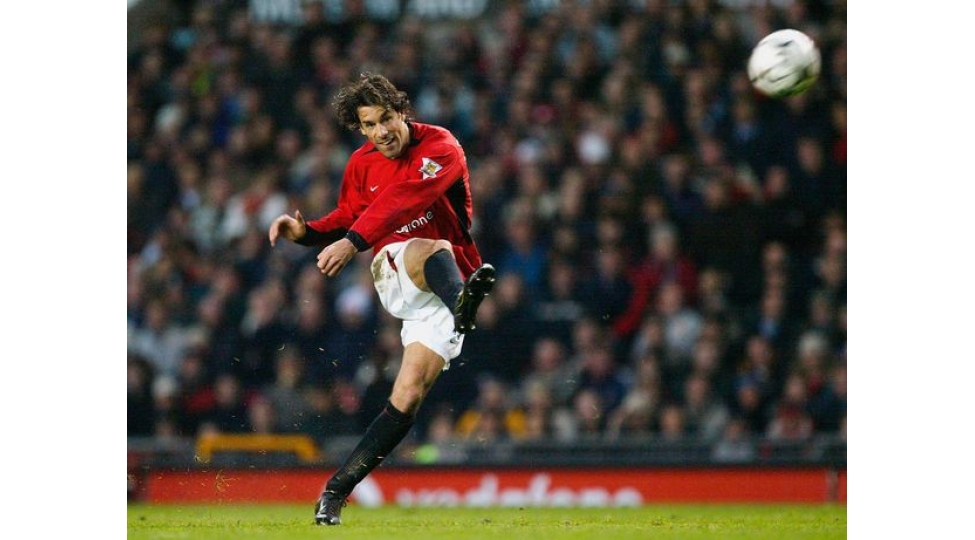 nistelroy-bu-komandanin-bash-meshqchisi-teyin-olundu-foto