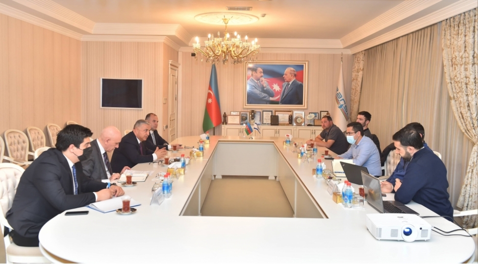 azersu-asc-de-israilin-milli-su-qurumu-mekorot-shirketinin-numayende-heyeti-ile-gorush-kechirilib-foto