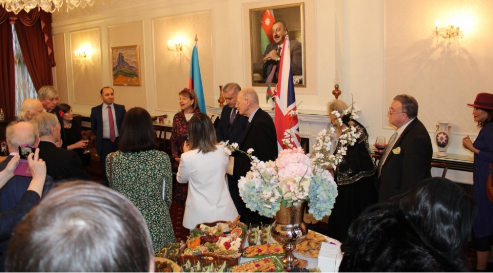 azerbaycanla-britaniya-arasinda-diplomatik-munasibetlerin-30-illiyi-qeyd-edilib