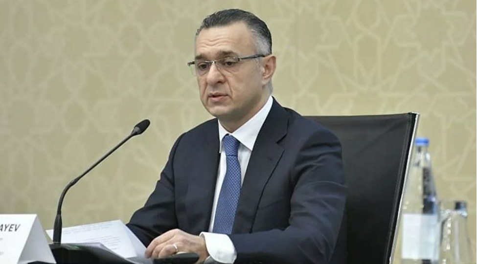 tibb-ishchilerinin-yeni-suallar-esasinda-sertifikasiya-imtahani-elektron-ve-kagiz-formatda-kechirilecek