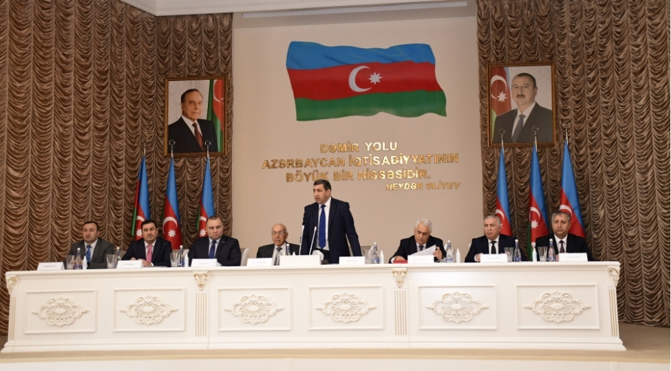 xalqin-mutleq-ekseriyyetinin-desteyini-qazanmish-prezident-movzusunda-konfrans-kechirilib-foto