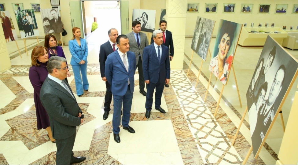 akademik-zerife-eliyevanin-anim-gunu-ile-bagli-tedbir-kechirilib-foto