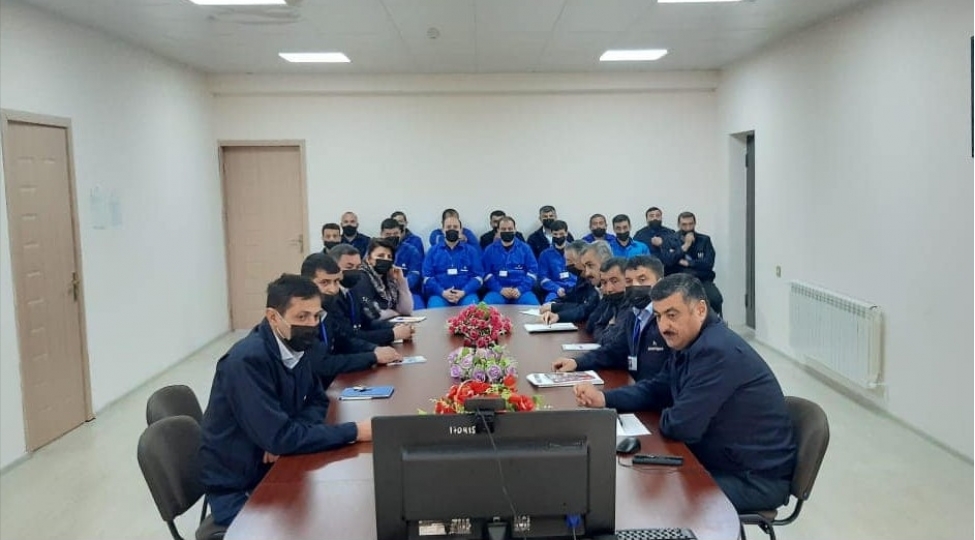 azeriqaz-rehberliyi-genc-kadrlarla-ve-muharibe-ishtirakchilari-ile-gorush-kechirib