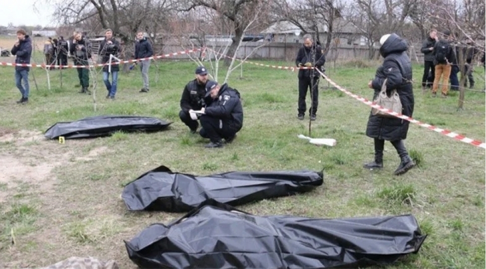 ukraynada-daha-bir-kutlevi-mezarliq-tapilib