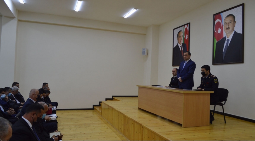 burzubendde-seyyar-qebul-kechirilib