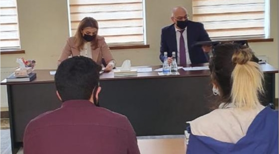 millet-vekili-vetendashlarin-shikayetlerini-dinleyib