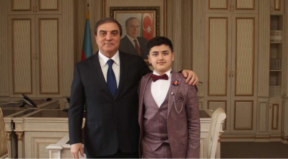 niyazi-bayramov-ifa-musabiqesinde-genceni-temsil-edecek-yeniyetme-ile-gorushub-foto