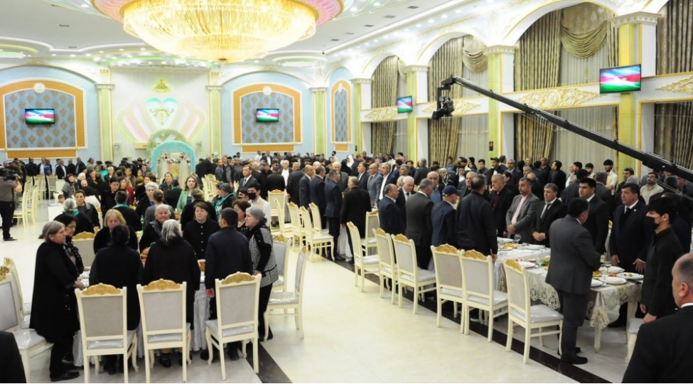 goranboyda-iftar-sufresi-teshkil-olunub-foto