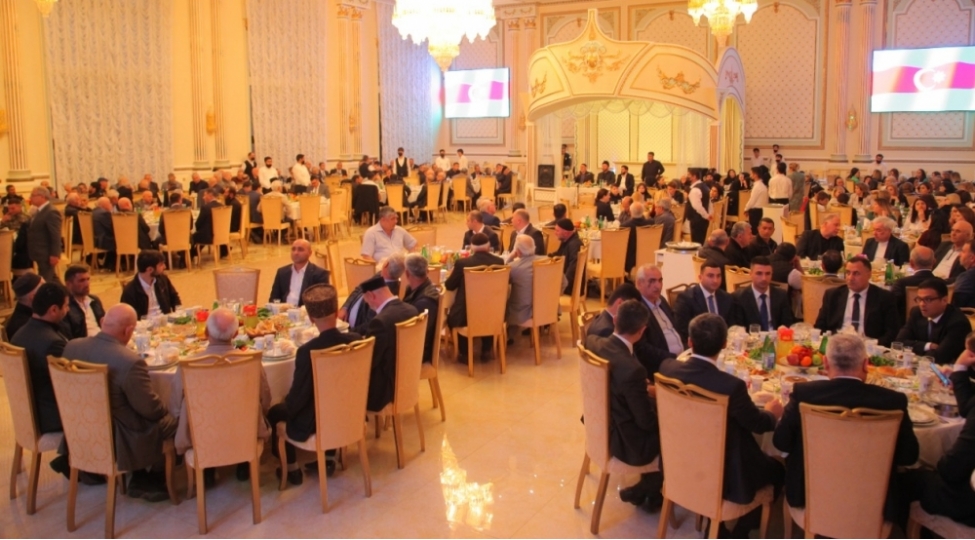 xezer-rayonunda-iftar-sufresi-teshkil-olunub-foto