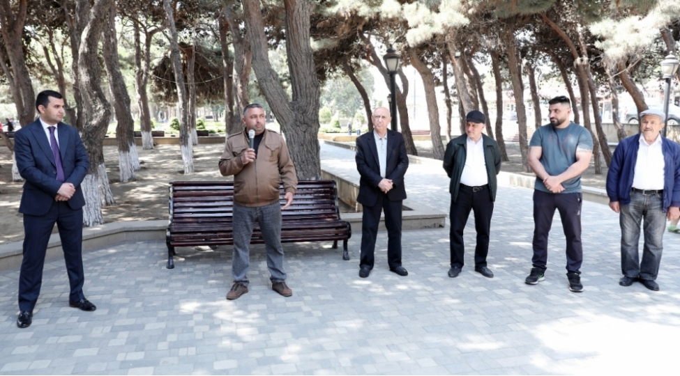 paytaxtin-nizami-rayonunda-sahibkarlarin-ve-vetendashlarin-muracietleri-dinlenilib-foto