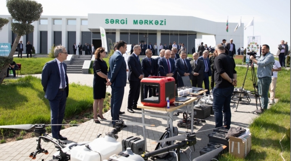 mingechevir-dovlet-universiteti-qobustanda-innovasiya-festivalinda-temsil-olunub