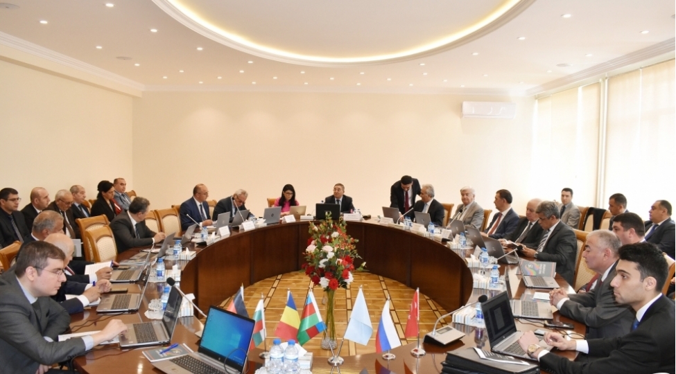 baki-biznes-universitetinde-beynelxalq-elmi-praktik-konfransin-achilishi-olub-foto