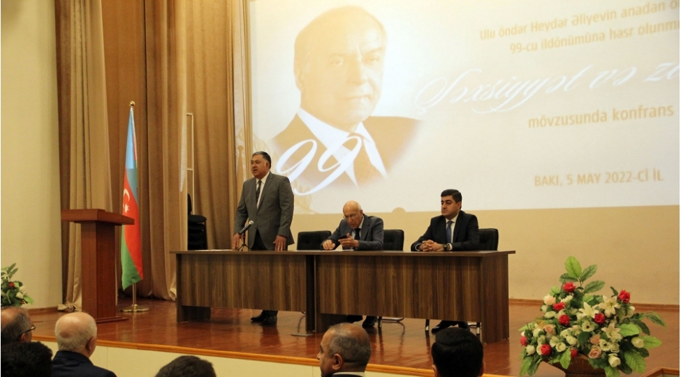 yap-veteranlar-shurasinin-teshkilatchiligi-ile-shexsiyyet-ve-zaman-movzusunda-konfrans-kechirilib-foto