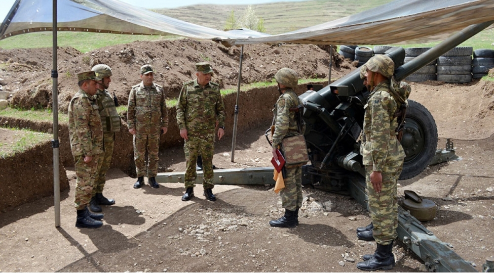 bash-qerargah-reisi-kelbecerde-doyush-hazirligini-yoxlayib