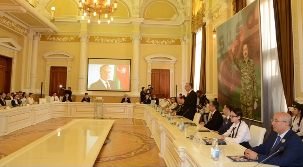 paytaxt-mekteblileri-arasinda-novbeti-elmi-praktik-konfrans-kechirilib-foto