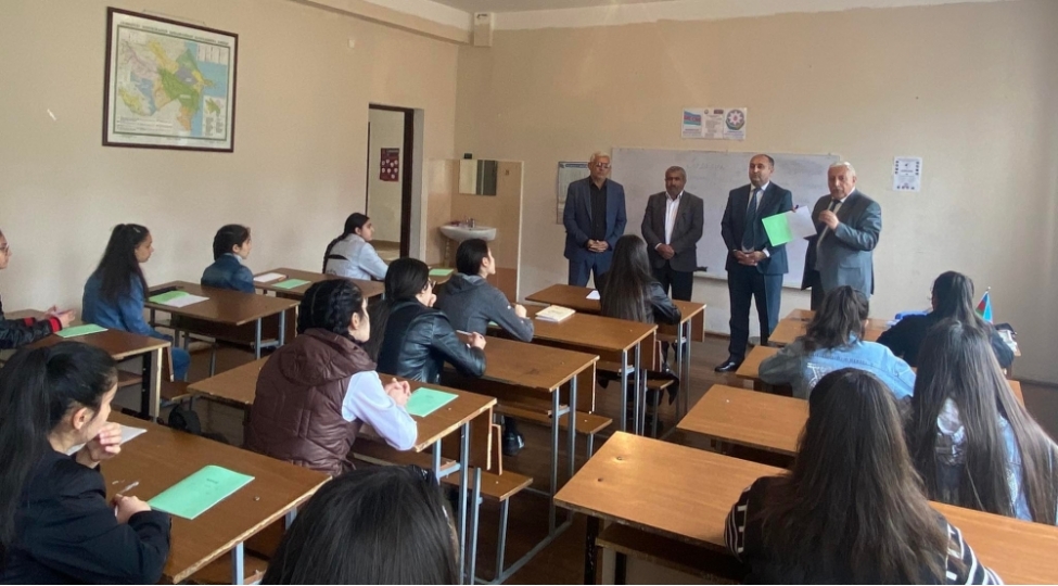 goygolde-mektebliler-arasi-insha-yazi-musabiqesi-kechirilib