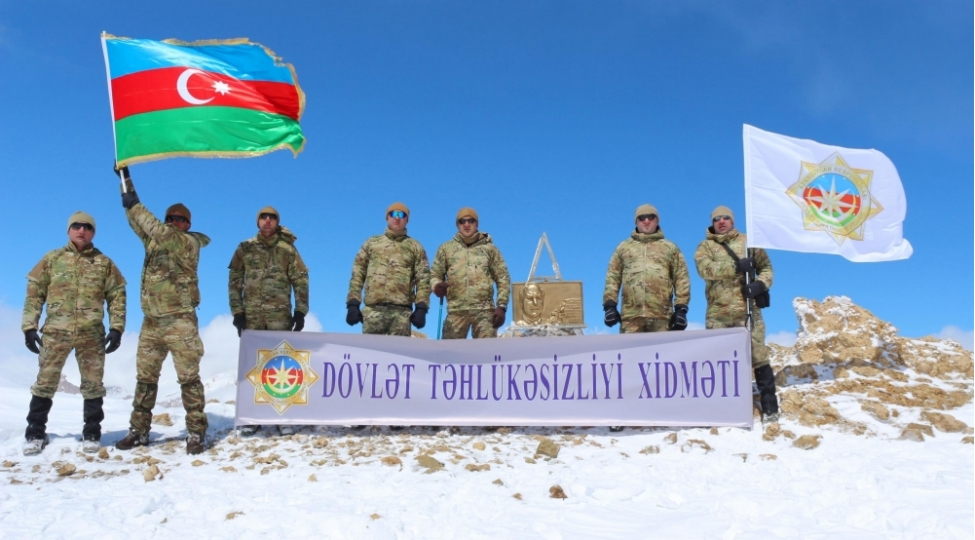 dtx-emekdashlari-heyder-zirvesine-yurush-teshkil-edib-foto