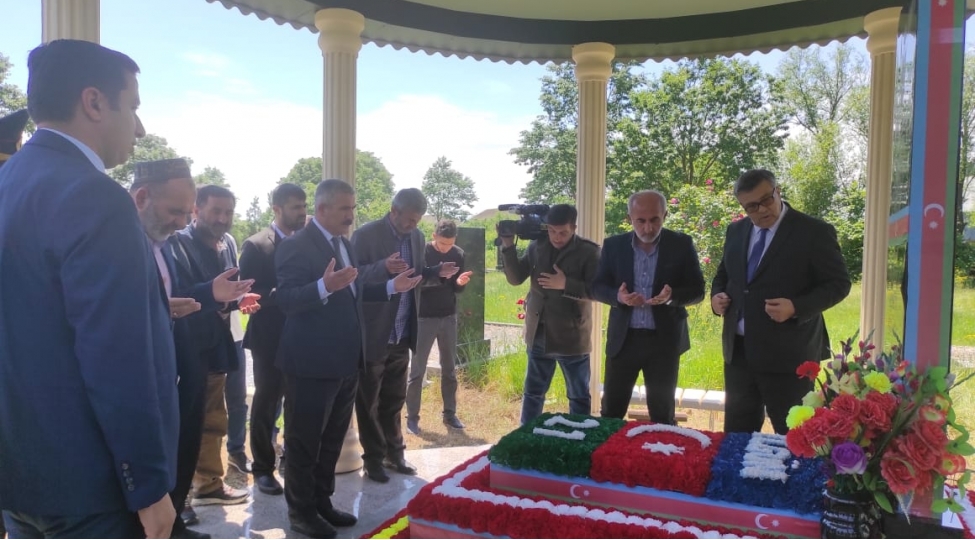 masallida-shehid-elgun-mikayillinin-xatiresi-anilib-foto