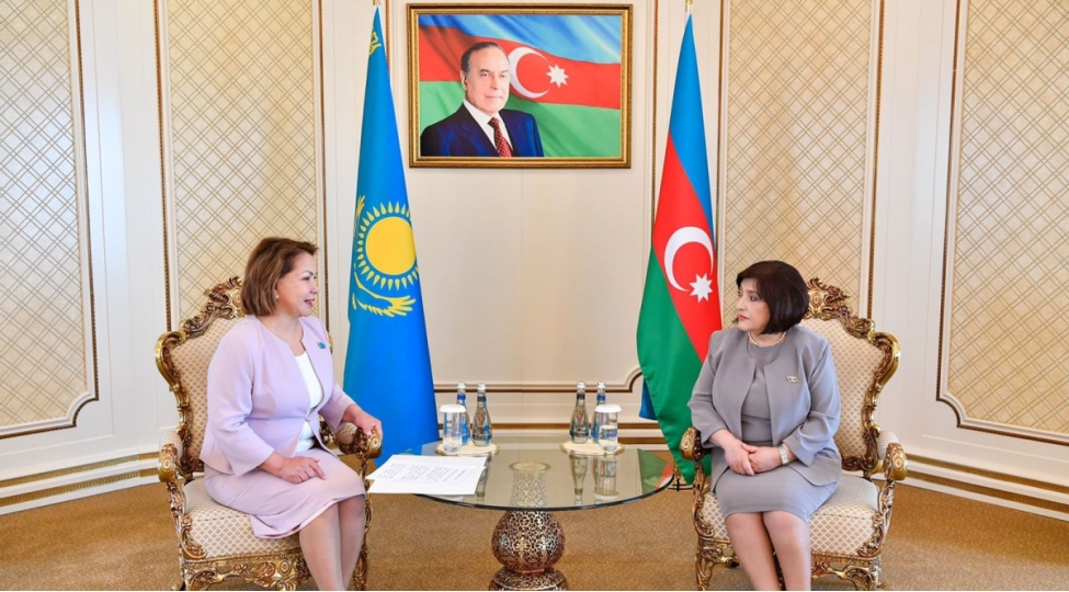 sahibe-qafarova-qazaxistan-parlamenti-meclisinin-sedr-muavini-ile-gorushub-foto
