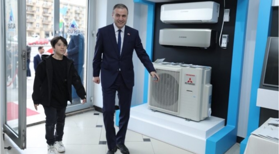 paytaxtda-daha-bir-merkezin-achilishi-olub-foto