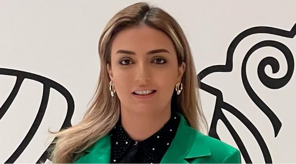 konul-nurullayeva-genc-parlamentarilerin-forumunda-vetenperver-azerbaycan-genclerinden-danishib