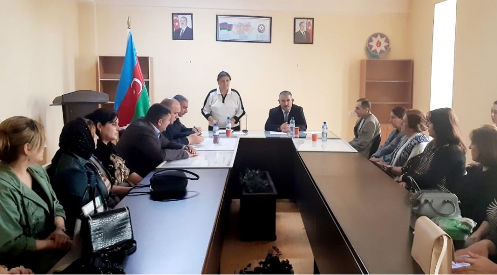 musteqil-azerbaycan-ulu-onder-heyder-eliyevin-shah-eseridir-foto
