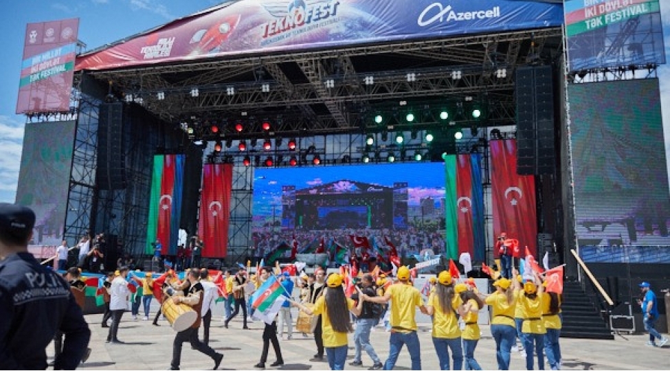 azercell-teknofest-azerbaycanin-bash-sponsorudur-foto