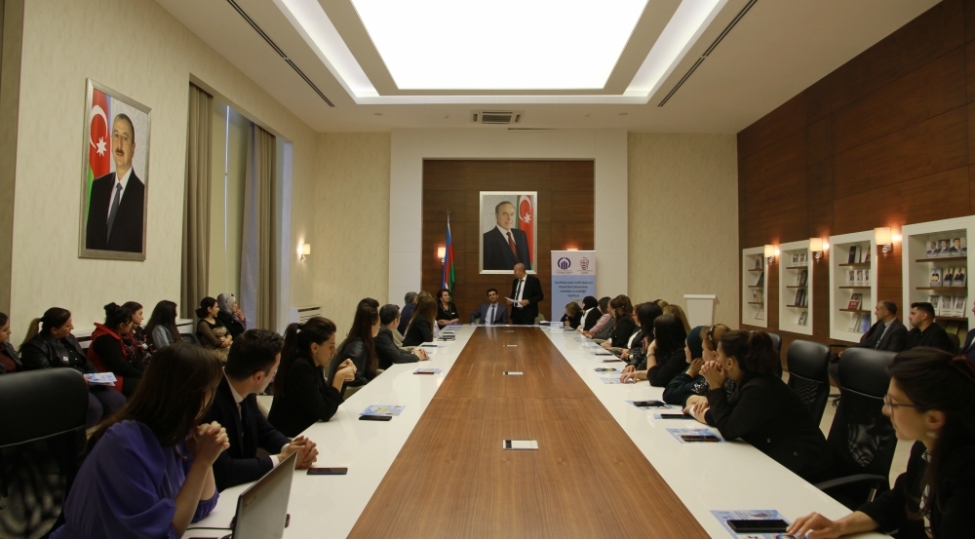 milli-menevi-deyerlerin-qorunmasinda-aile-institutunun-rolu-foto