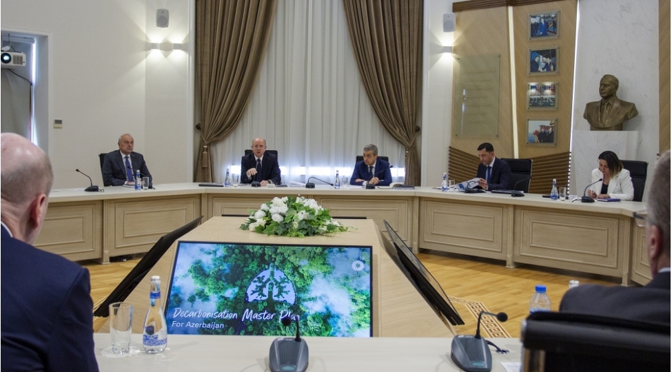 bp-azerbaycan-hokumetine-dekarbonizasiya-uzre-teklifler-senedi-teqdim-edib-foto