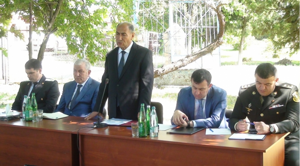 vidadi-isayev-seyyar-qebul-kechirib