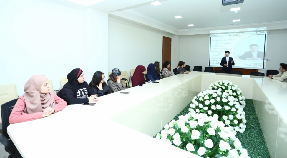 ilahiyyat-institutunda-telebe-seminari-kechirilib-foto