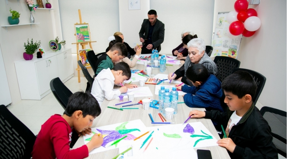 kapital-bank-shehid-ve-qazi-ovladlari-uchun-bayram-tedbiri-teshkil-edib-foto