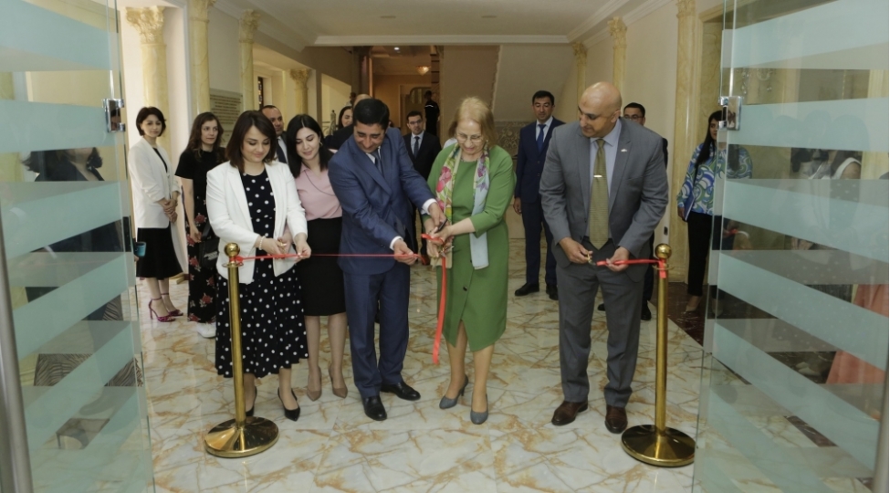 xachmazda-qadin-resurs-merkezinin-resmi-achilishi-olub-foto