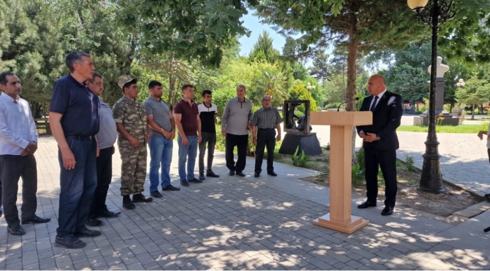 agcabedide-vetendashlarin-problemleri-dinlenildi-foto