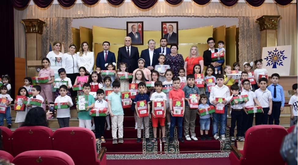 xoshbext-olsun-ushaqlar-foto