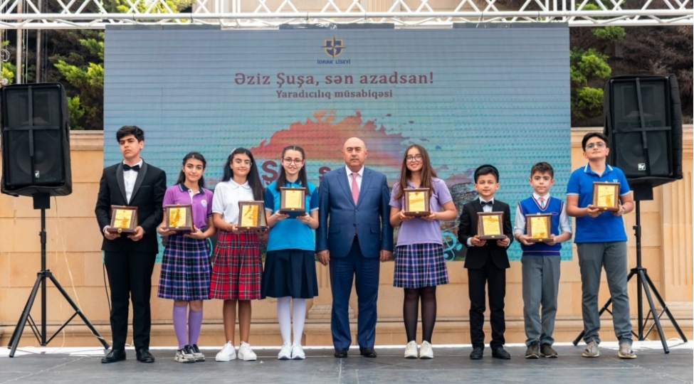 idrak-liseyinde-moteber-teqdimat-eziz-shusha-sen-azadsan