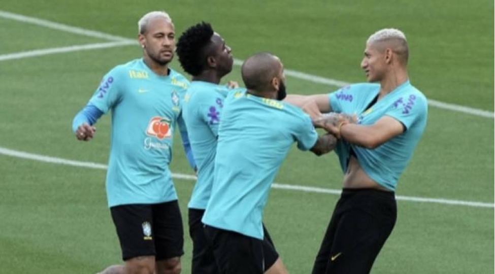 juniorla-richarlison-elbeyaxa-olublar
