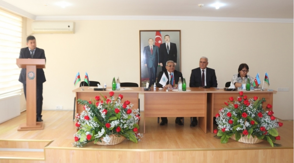 yap-xetai-rayon-teshkilatinda-partiya-siralarina-yeni-qebul-olunanlara-uzvluk-vesiqesi-teqdim-edilib-foto