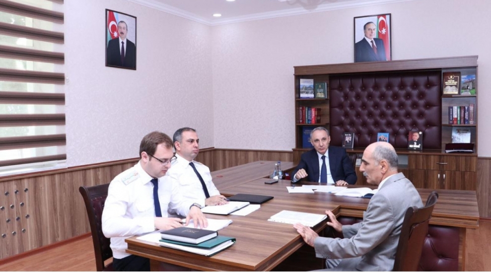 kamran-eliyev-shemkirde-qebul-kechirib-foto