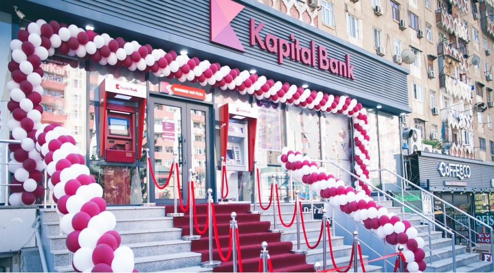 kapital-bank-130-cu-xidmet-noqtesini-istifadeye-verib-foto