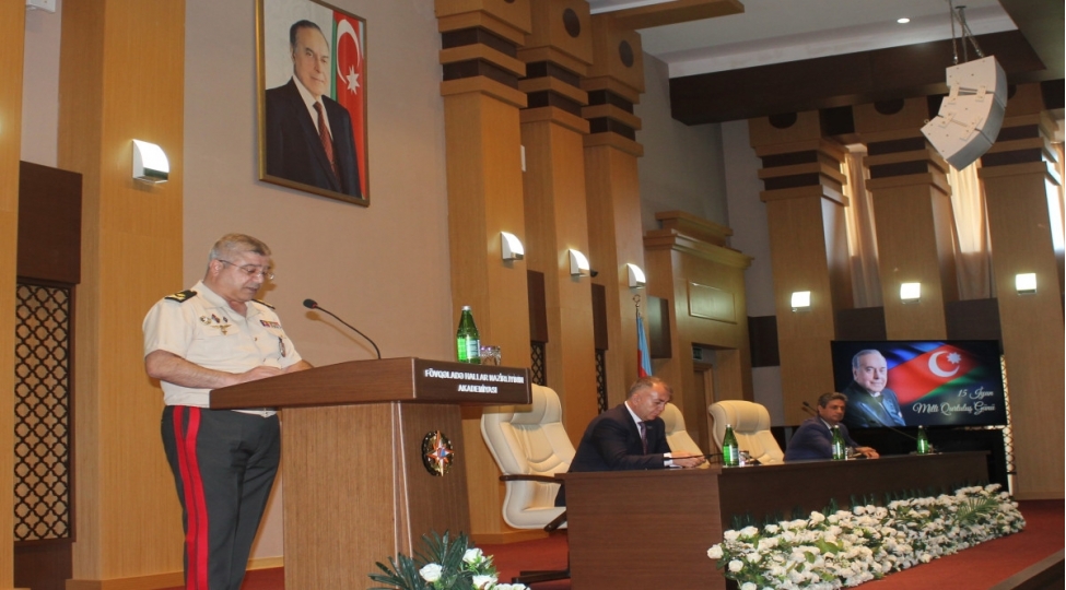 fhn-akademiyasinda-milli-qurtulush-gunu-ile-bagli-tedbir-kechirilib-foto