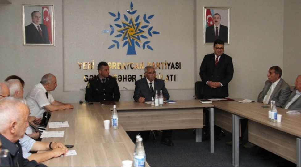 yap-gence-sheher-teshkilatinda-milli-qurtulush-gunune-hesr-olunan-deyirmi-masa-kechirilib-foto