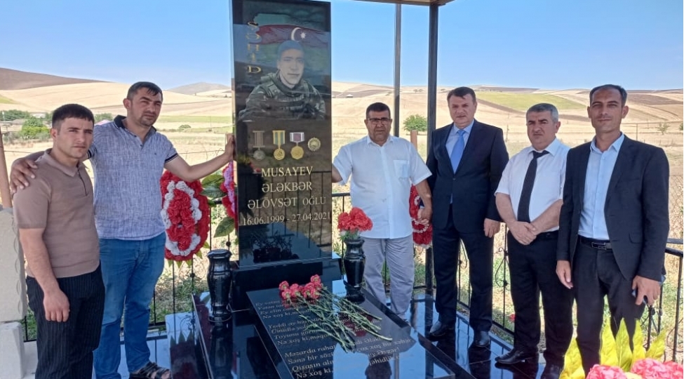 celilabadda-shehid-elekber-musayevin-xatiresi-yad-edilib-foto