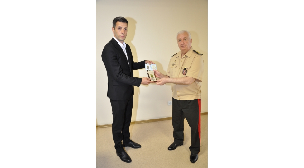 minifutbol-uzre-avropa-chempionu-olan-milli-komandanin-uzvune-medal-verilib-foto