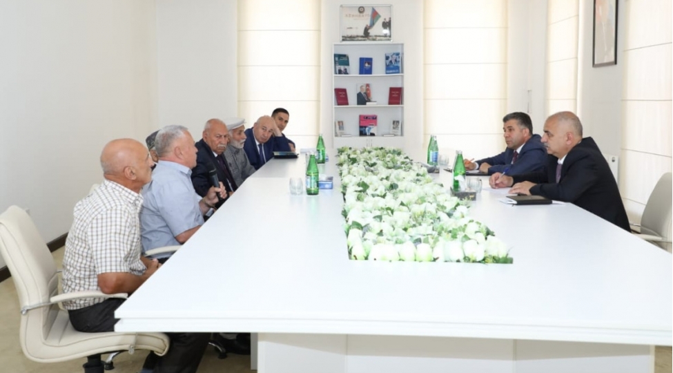 azeriqazin-rehberi-qubada-vetendash-qebulu-kechirib