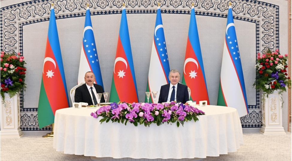 shavkat-mirziyoyev-terefinden-prezident-ilham-eliyevin-sherefine-qebul-teshkil-edilib