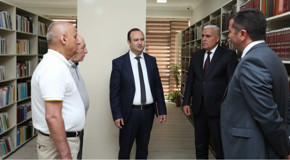 ictimai-nezaret-shurasi-ilahiyyat-institutunda-olub-foto